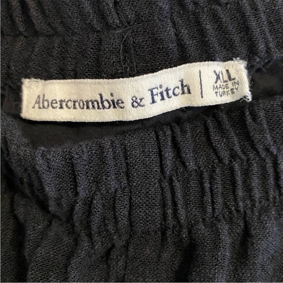 Abercrombie Crinkle Textured Wide Leg Pant - Picture 2 of 6